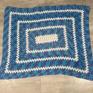45 X 38 Crochet blanket